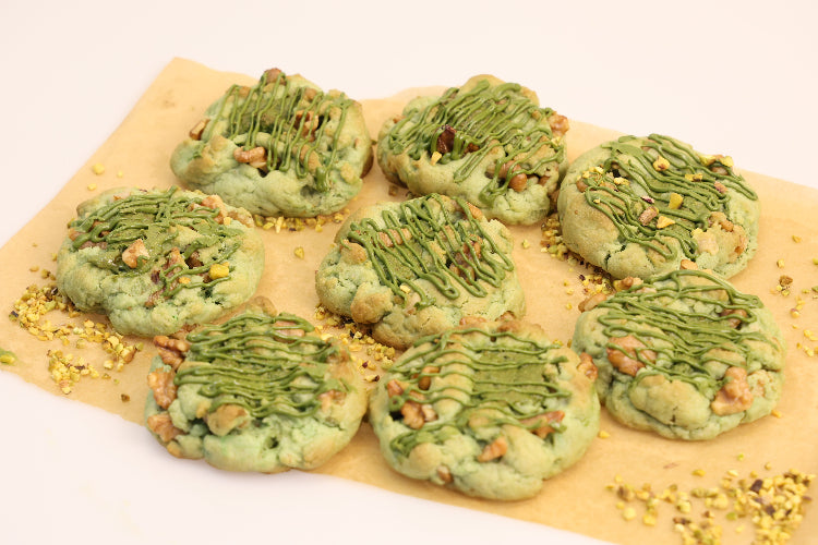 Cookies with Pistachio Sauce